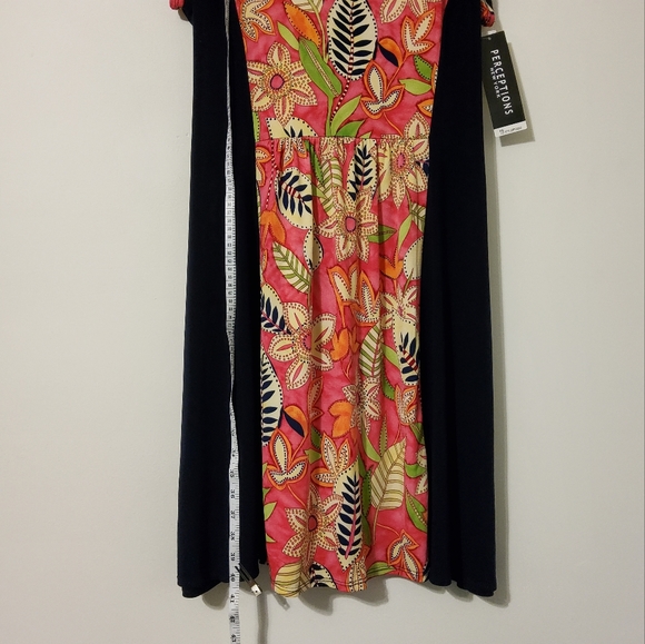 NWT!  Perceptions Fushia/Navy Floral Print Short Sleeve Shift Dress Size 18 - Picture 4 of 11